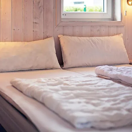 Two-bedroom In 18 Holiday home *