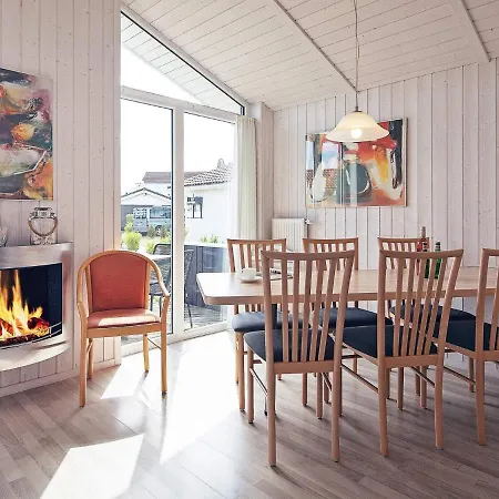 4 Person In Casa vacanze Grömitz