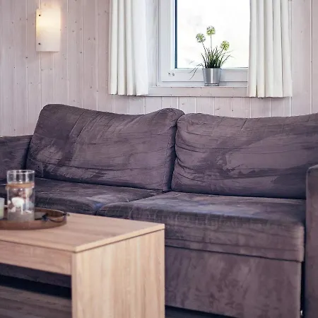 Two-bedroom In 18 Holiday home