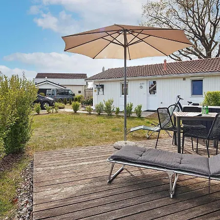 Two-bedroom In 18 * Groemitz